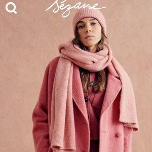 Sezane Marianne maxi scarf in baby alpaca. Never worn.